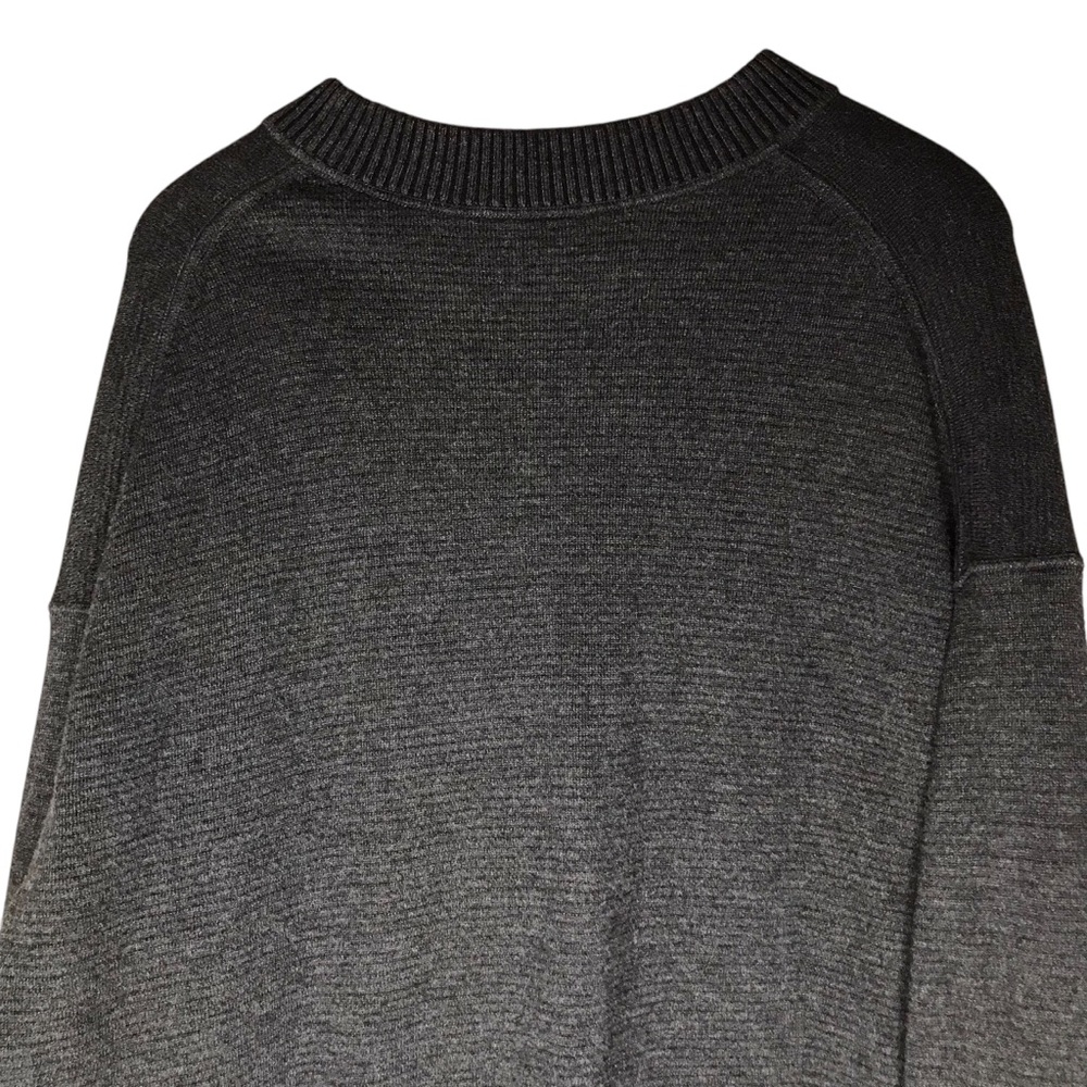 Women’s 12 Lululemon Reversible DoubleKnit Crew Neck Sweater Graphite - Picture 8 of 15